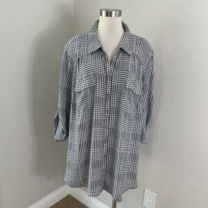 Torrid Womens Plus 4X Houndstooth Tunic Shirt Black White Roll Tab Sleeve Blouse